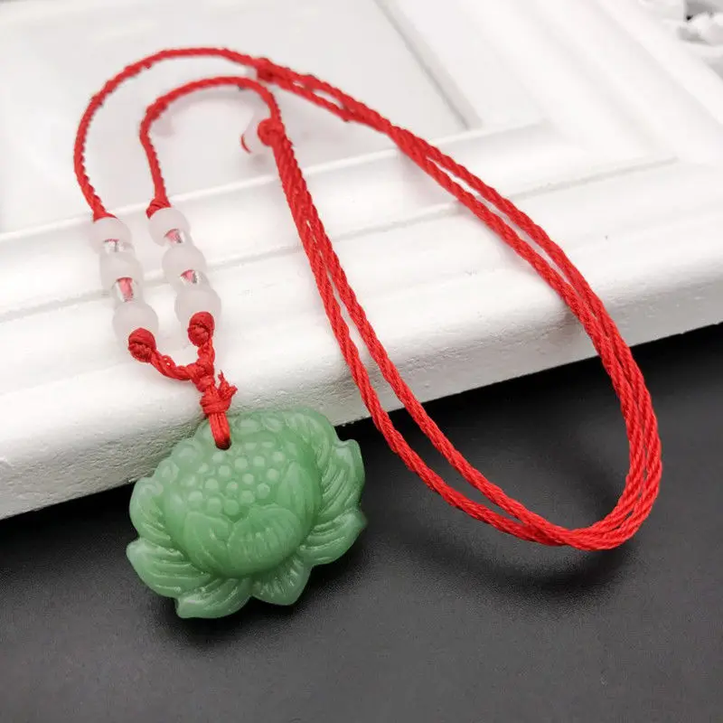 Colar com pingente de lótus em - Beading avaliação e preço